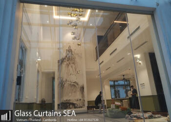 Cửa kính lùa 4 cánh 4 ray sang trọng từ Glass Curtains SEA