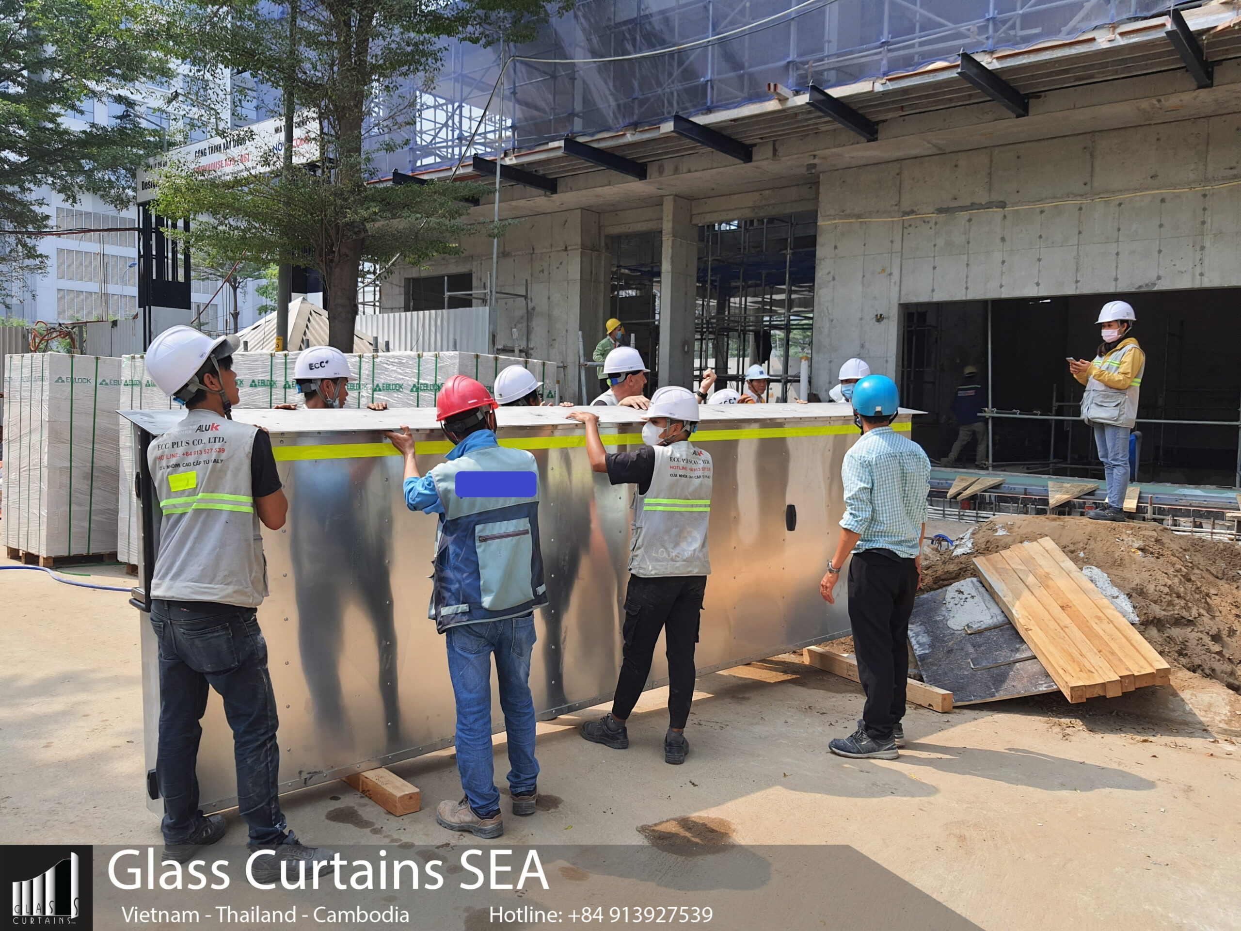 biệt thự tại Thảo Điền do Glass Curtain Seaaa thi công