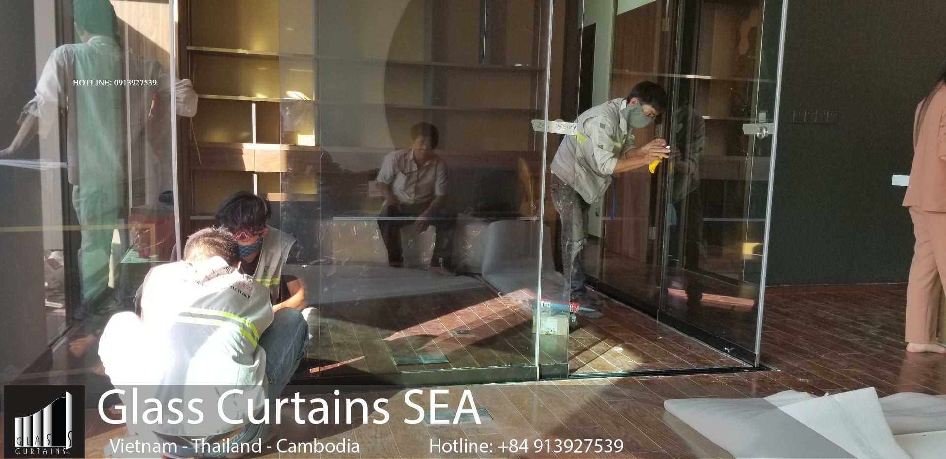 Glass Curtain Sea thi công vách kính di động cho căn hộ THE D EDGE 2
