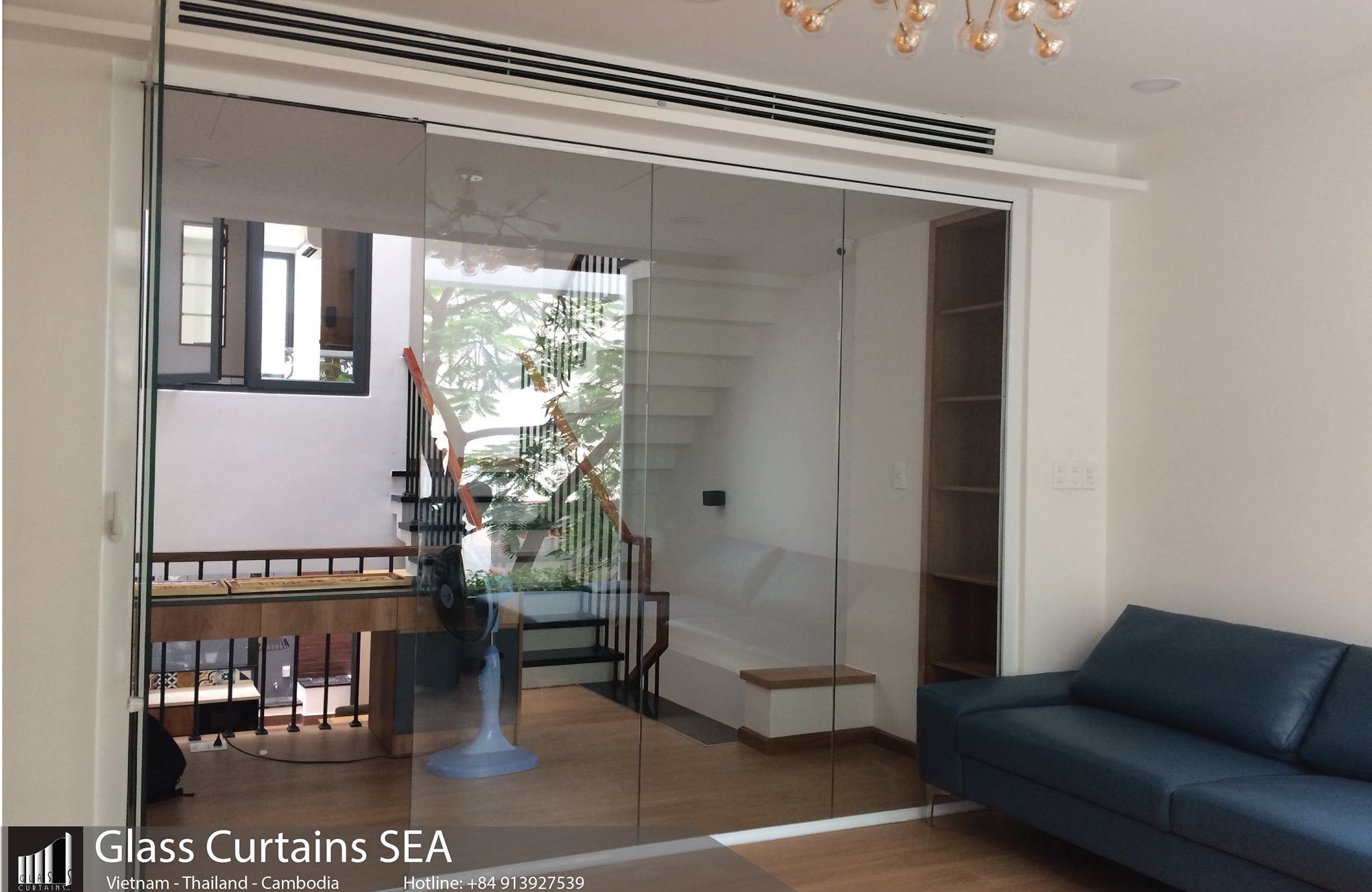 Thi công cửa kính cường lực lùa 4 cánh tại Glass Curtains SEA 4
