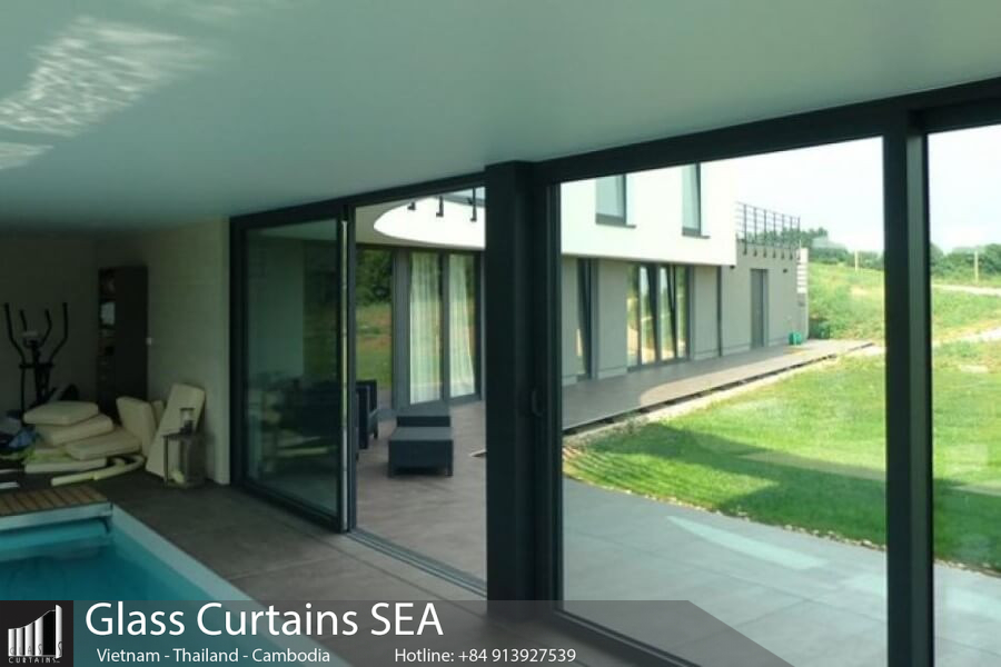 Thi công cửa kính lùa 2 cánh 2 ray sang trọng tại Glass Curtain Sea mới
