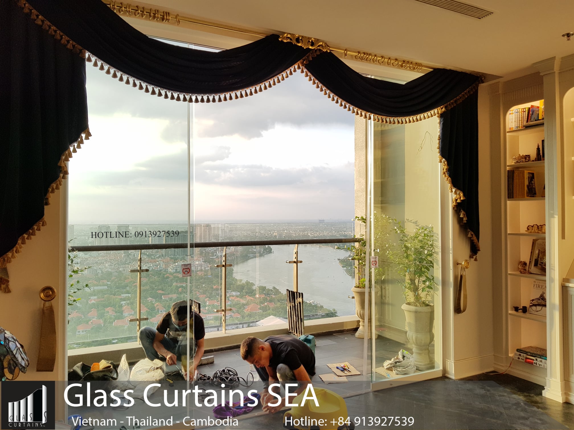 Thi công cửa kính lùa cường lực tại Glass Curtains SEA sang trọng nhất