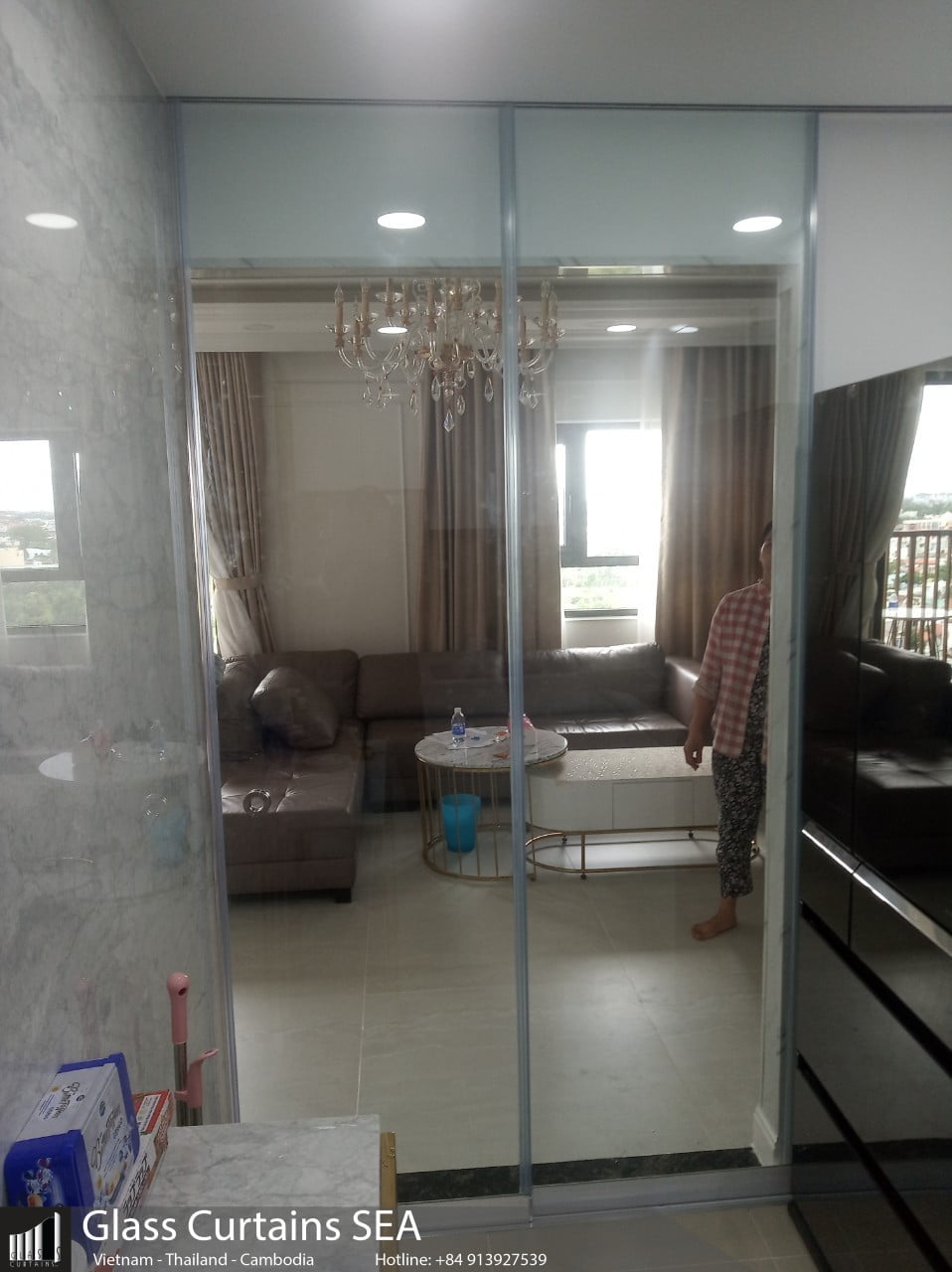 cửa kính lùa không khung glasscurtain