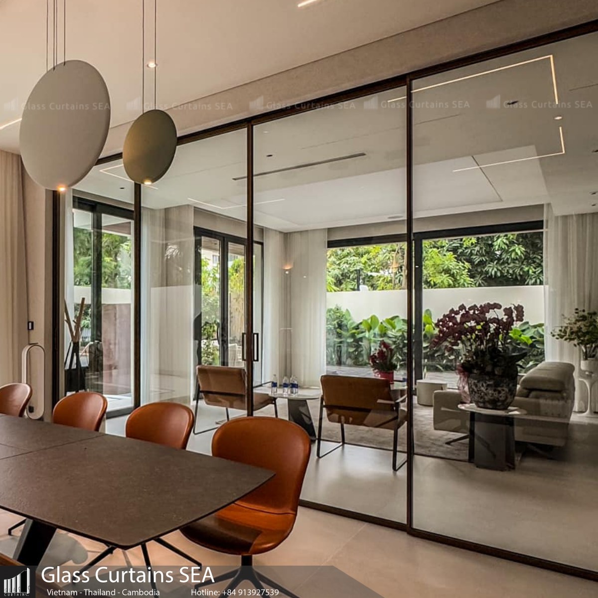 Thi công cửa kính lùa slim tại Glass Curtains SEA 1