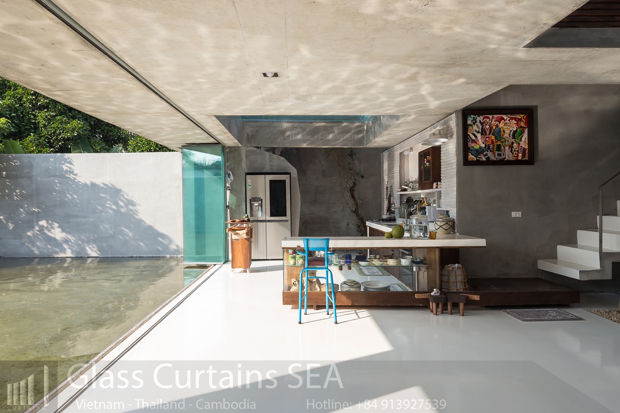 Thi công cửa kính lùa xếp gấp tại Glass Curtains SEA