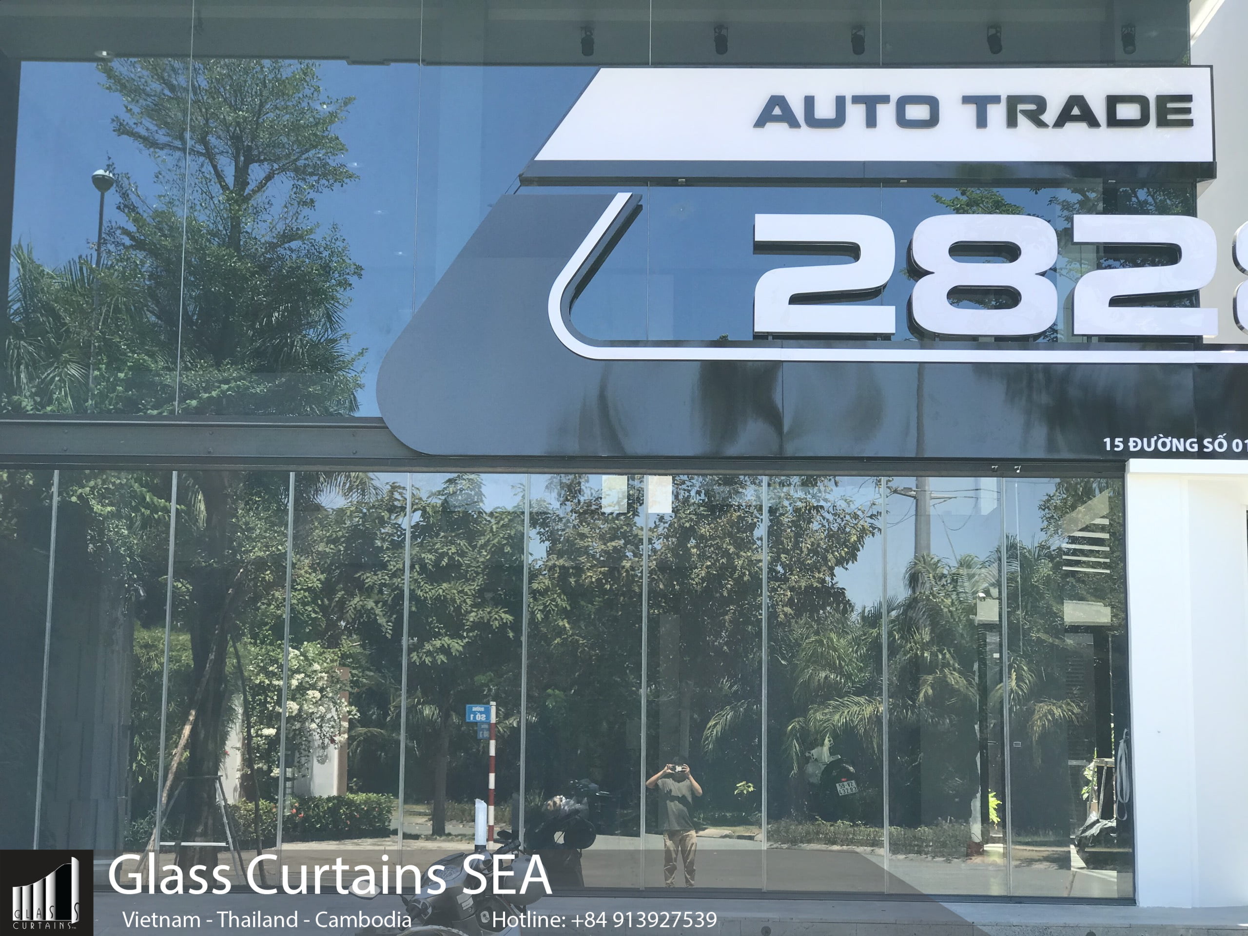 Car Showroom Phú Mỹ Hưng 6