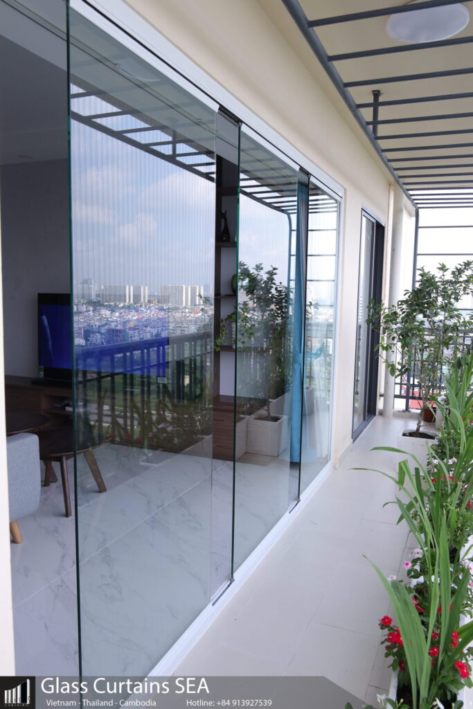 Glass Curtain Sea thi công cửa kính xếp trượt tại PENT HOUSE CANTAVIL L16 5