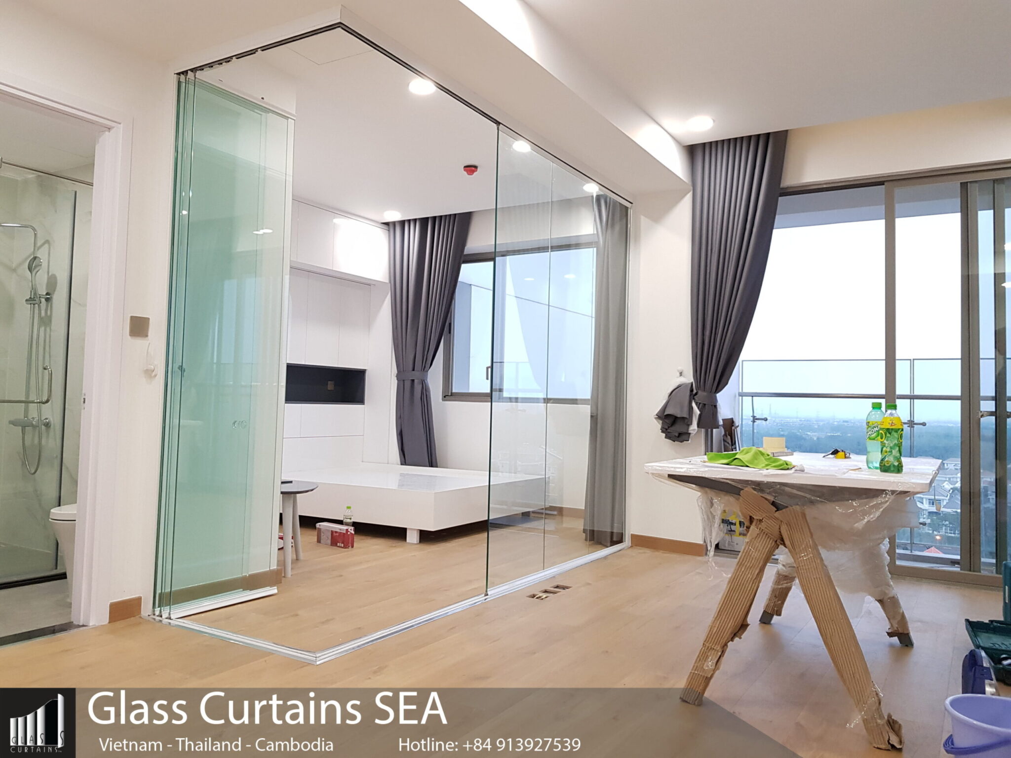 Cửa kính xếp trượt tại quận 7 glasscurtainsea