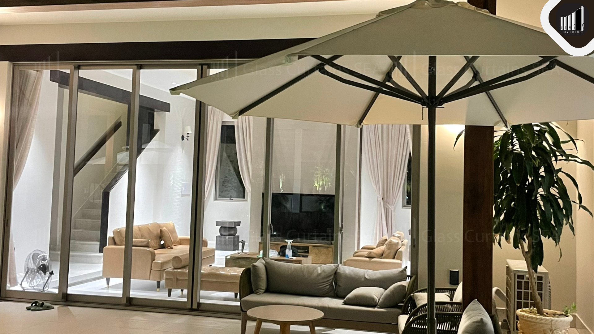 Thi công cửa lùa nhôm xingfa tại Glass Curtains SEA