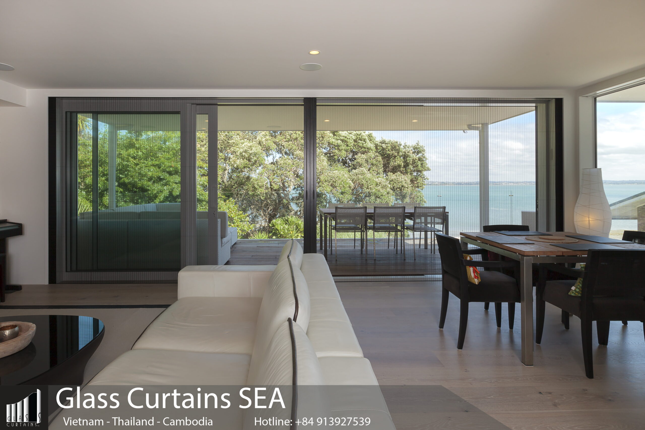 Thi công cửa lưới chống muỗi tại Glass Curtains SEA đẹp