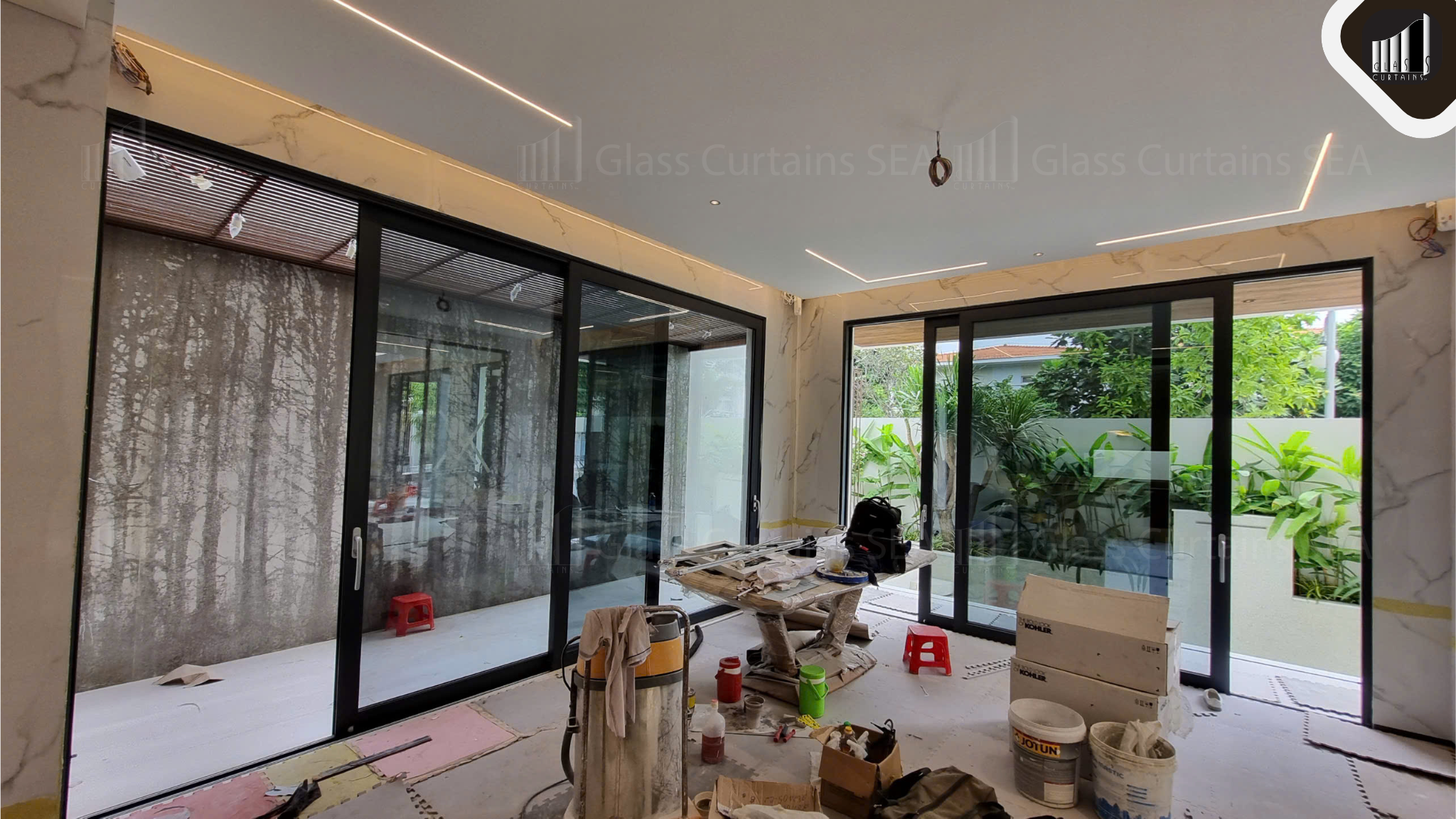 Thi công cửa nhôm biệt thự tại Glass Curtains SEA