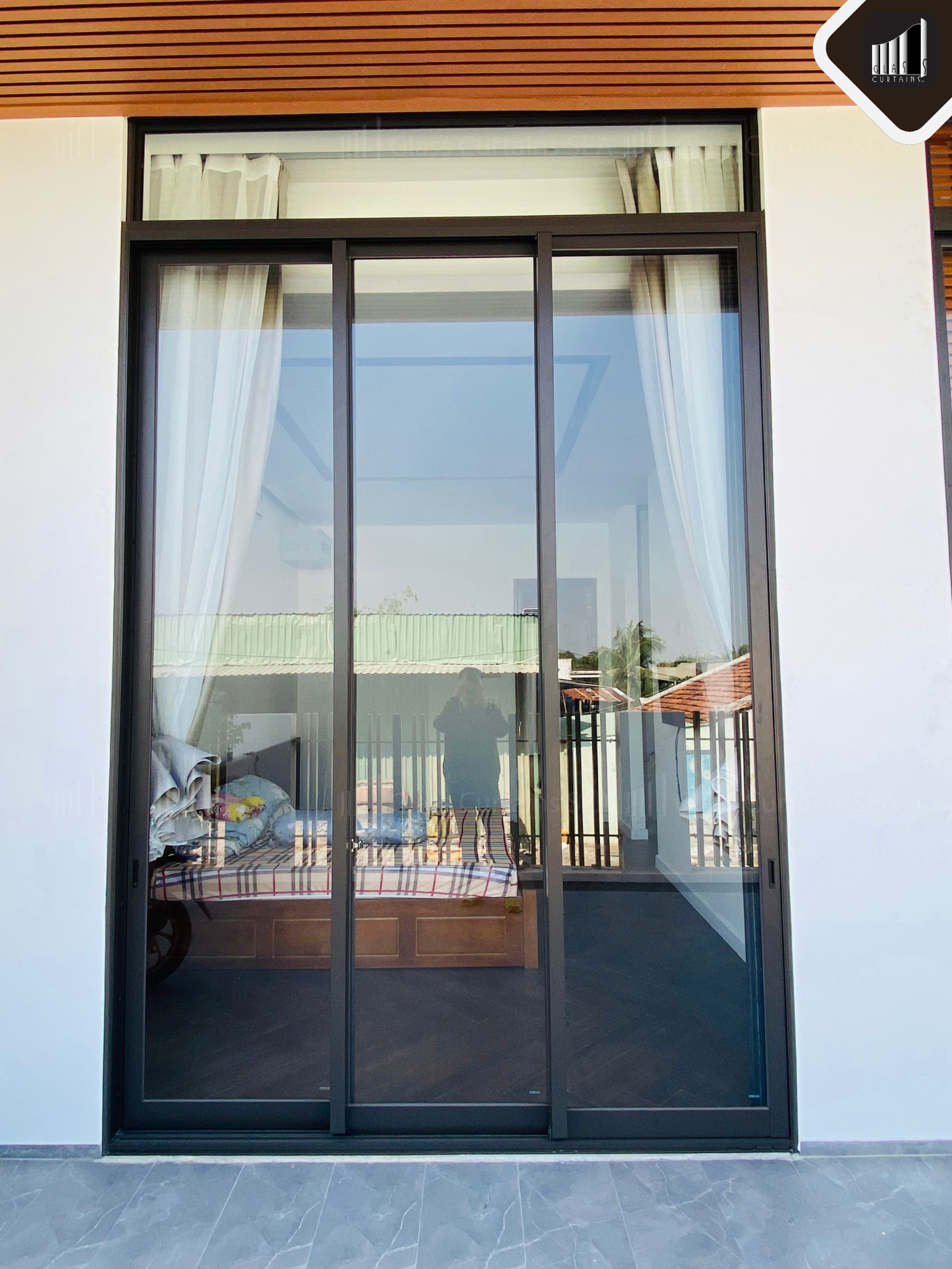 Thi công cửa nhôm kính trượt tại Glass Curtains SEA 2