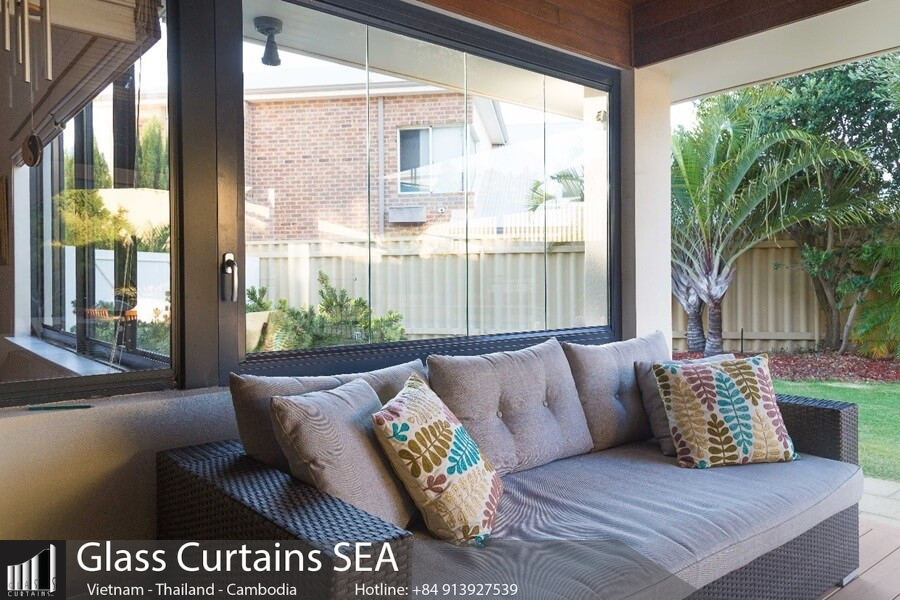 Thi ccong cửa sổ kính cường lực không khung tại Glass Curtains SEA 1