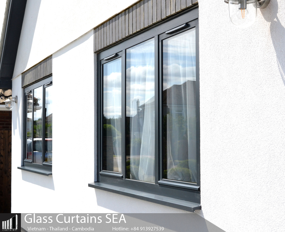 Thi công cửa sổ mở quay tại Glass Curtains SEA 2