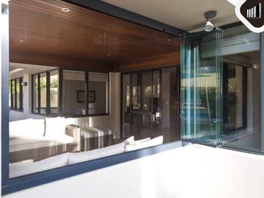 Thi công cửa sổ xếp trượt tại Glass Curtains SEA