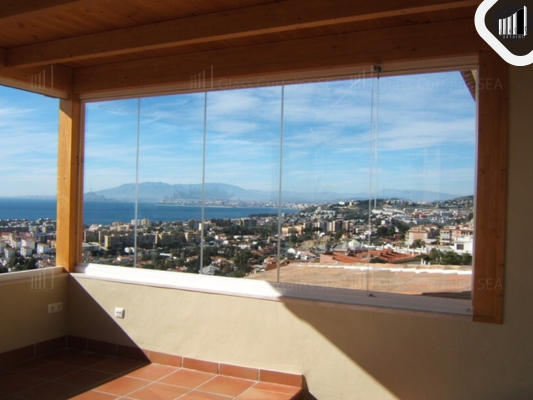 Thi công cửa sổ xếp trượt tại Glass Curtains SEA 3