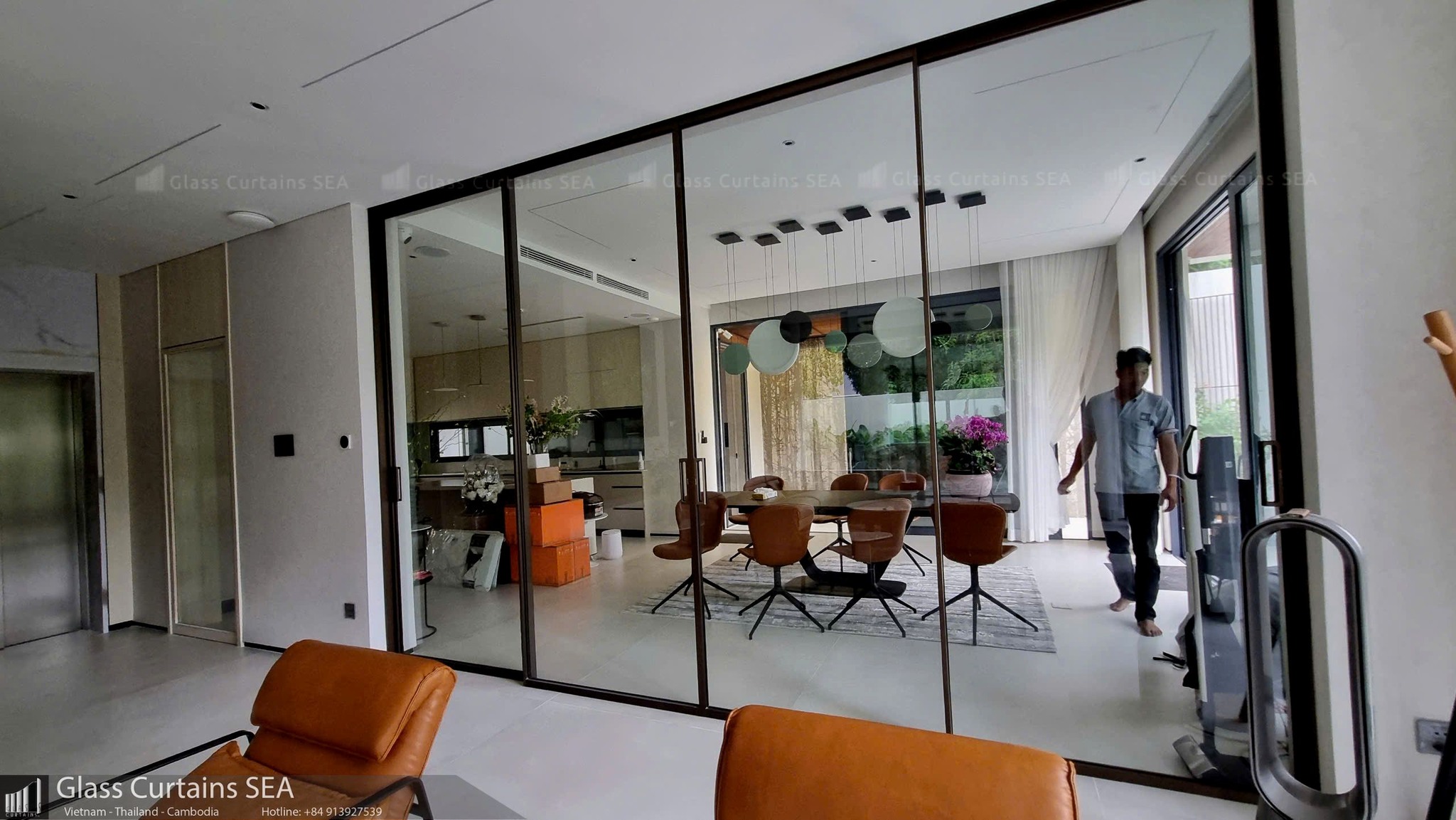 Thi công cửa trượt nhôm kính tại Glass Curtains SEA 5