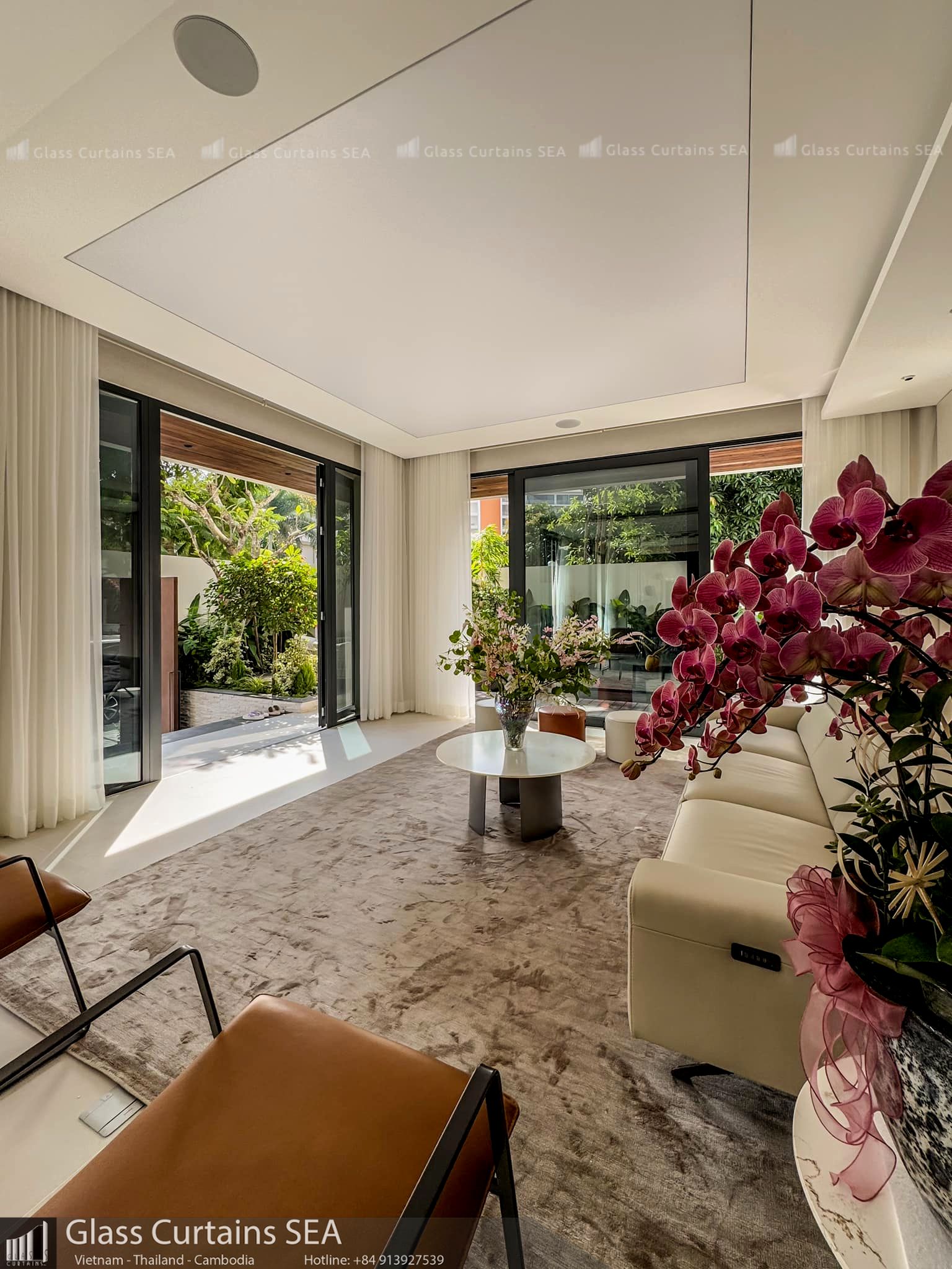 Thi công cửa trượt nhôm kính tại Glass Curtains SEA 1