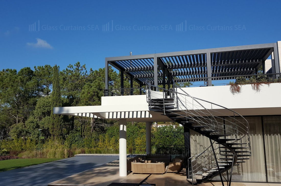 Thi công giàn hoa pergola tại Glass Curtains SEA 01