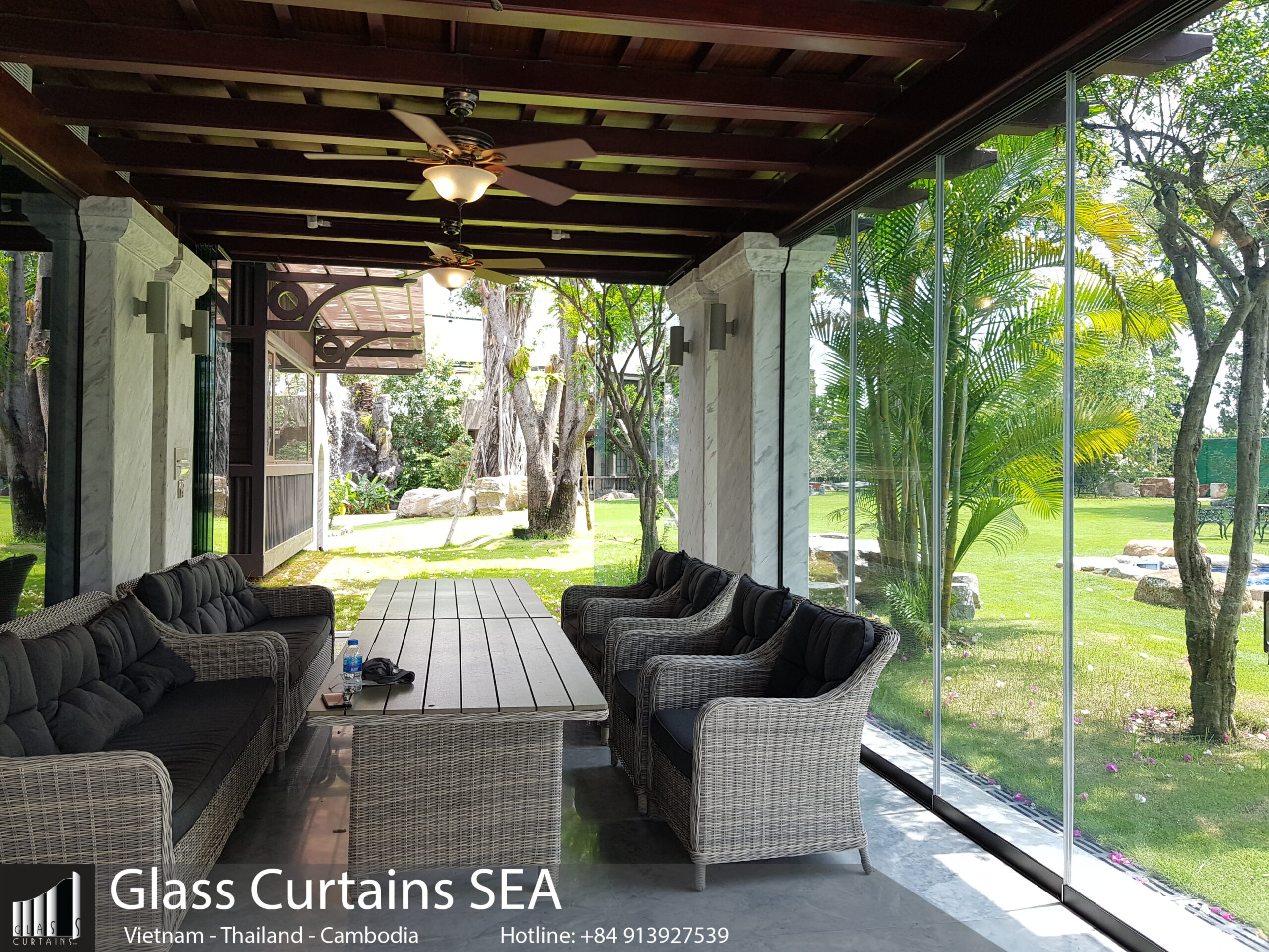 hệ thống cửa kính glass curtain