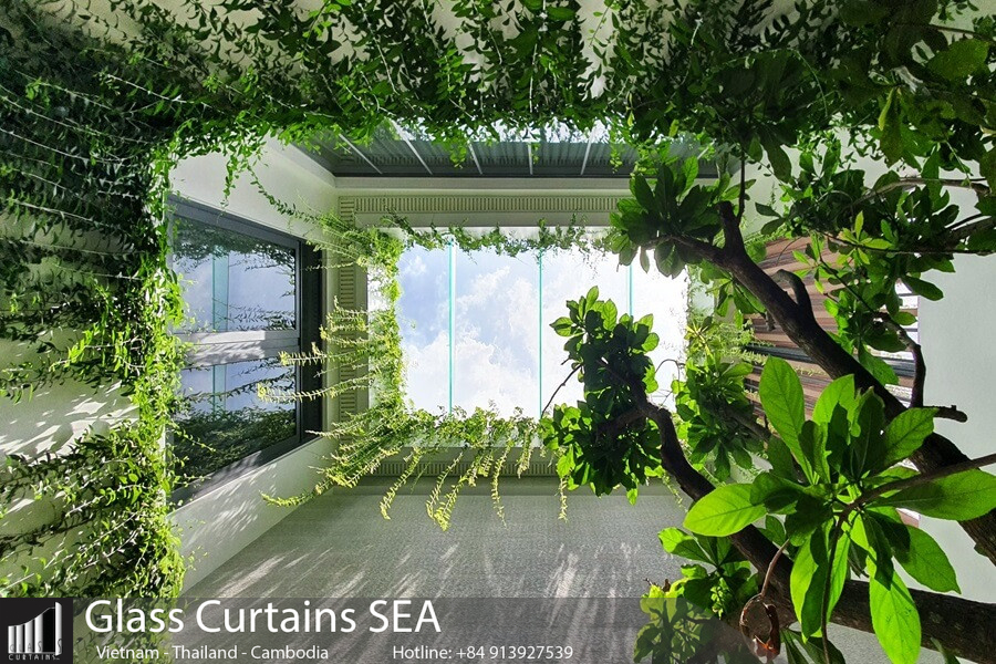 Thi công mái kính cường lực giếng trời tại Glass Curtains SEA 6
