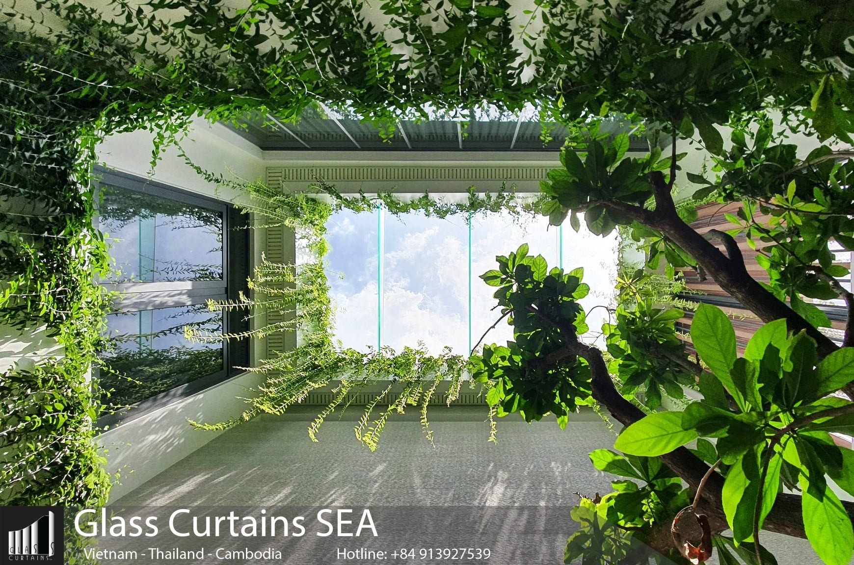 Thi công mái kính cường lực ngoài trời tại Glass Curtains SEA