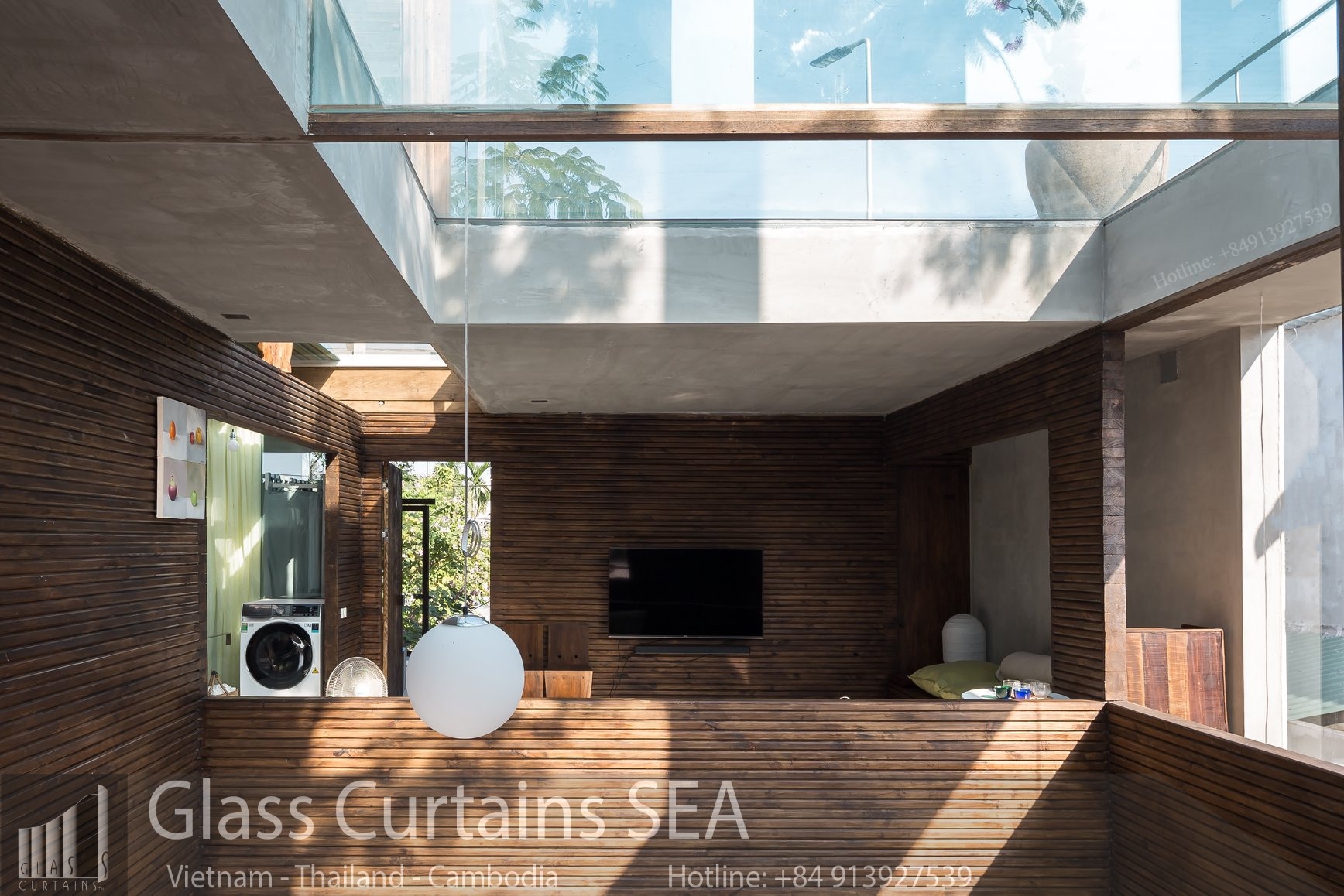 Thi công mái kính ngoài trời tại Glass Curtains SEA 3