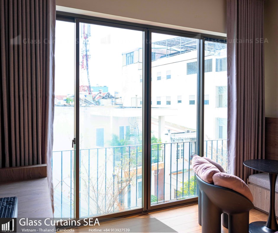 Thi công mẫu cửa kính lùa nhôm kính tại Glass Curtains SEA đẹp