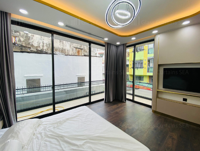 thi công mẫu vách ngăn bếp và phòng khách tại Glass Curtains SEA hiện đại