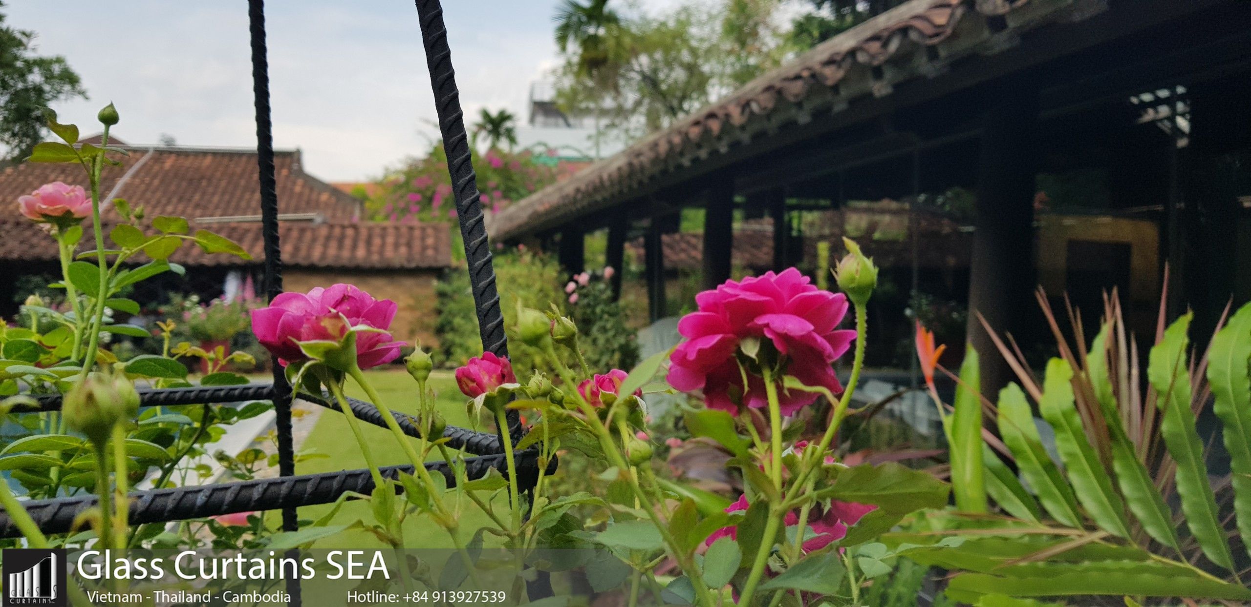 Glass Curtain Sea thi công cửa kính Nhà cổ Ancicent House 4
