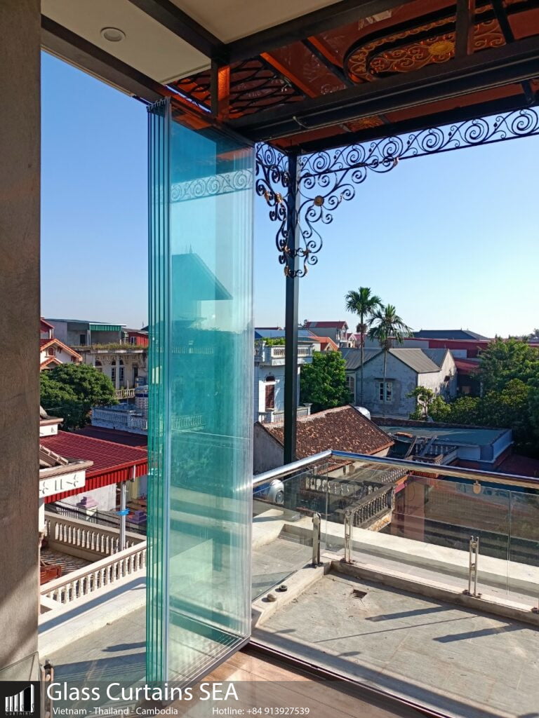 Glass curtain sea thi công cửa kính xếp trượt cho nhà riêng 01 TP HÀ NỘI 3