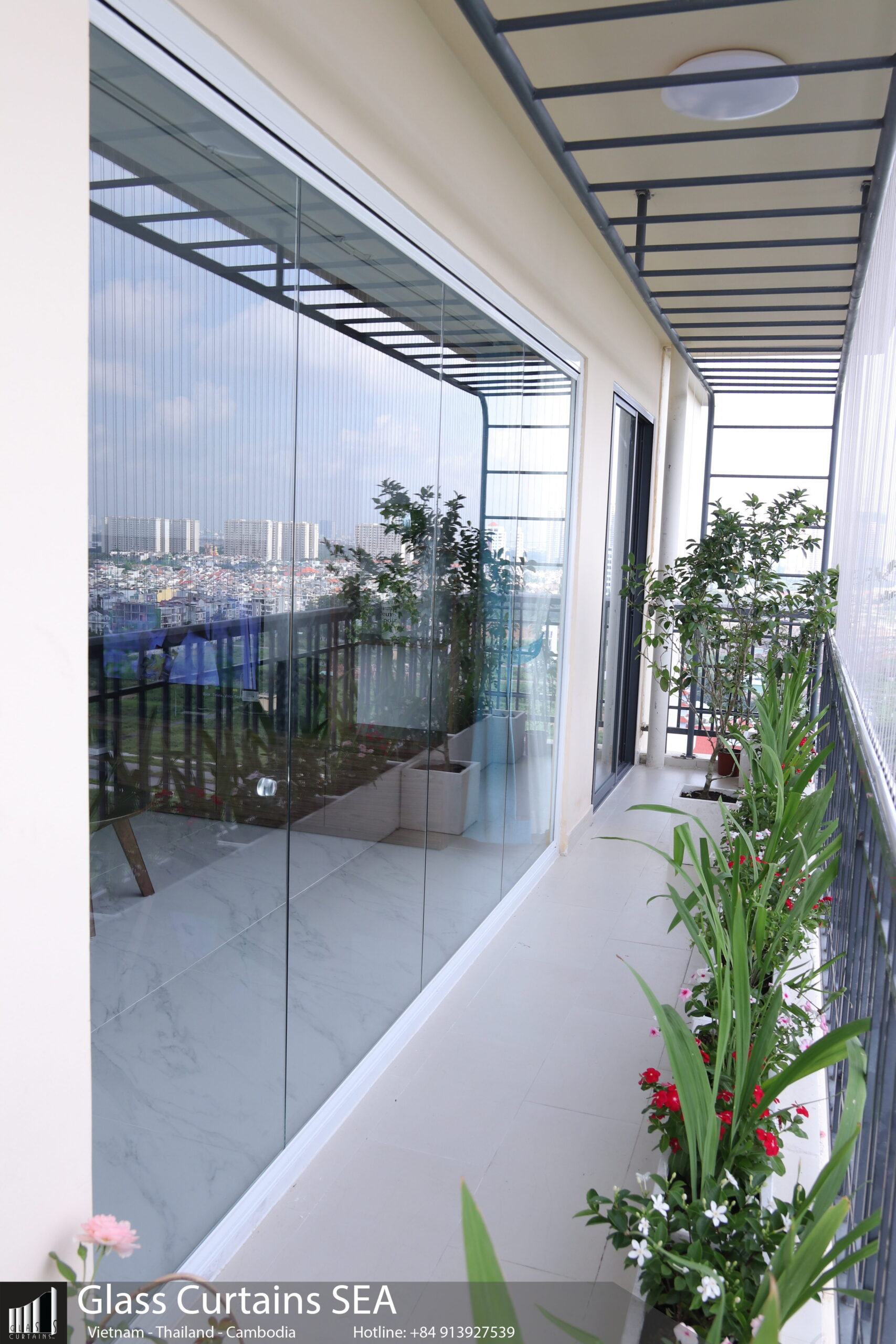 Penthouse Indochina Plaza Hanoi 99