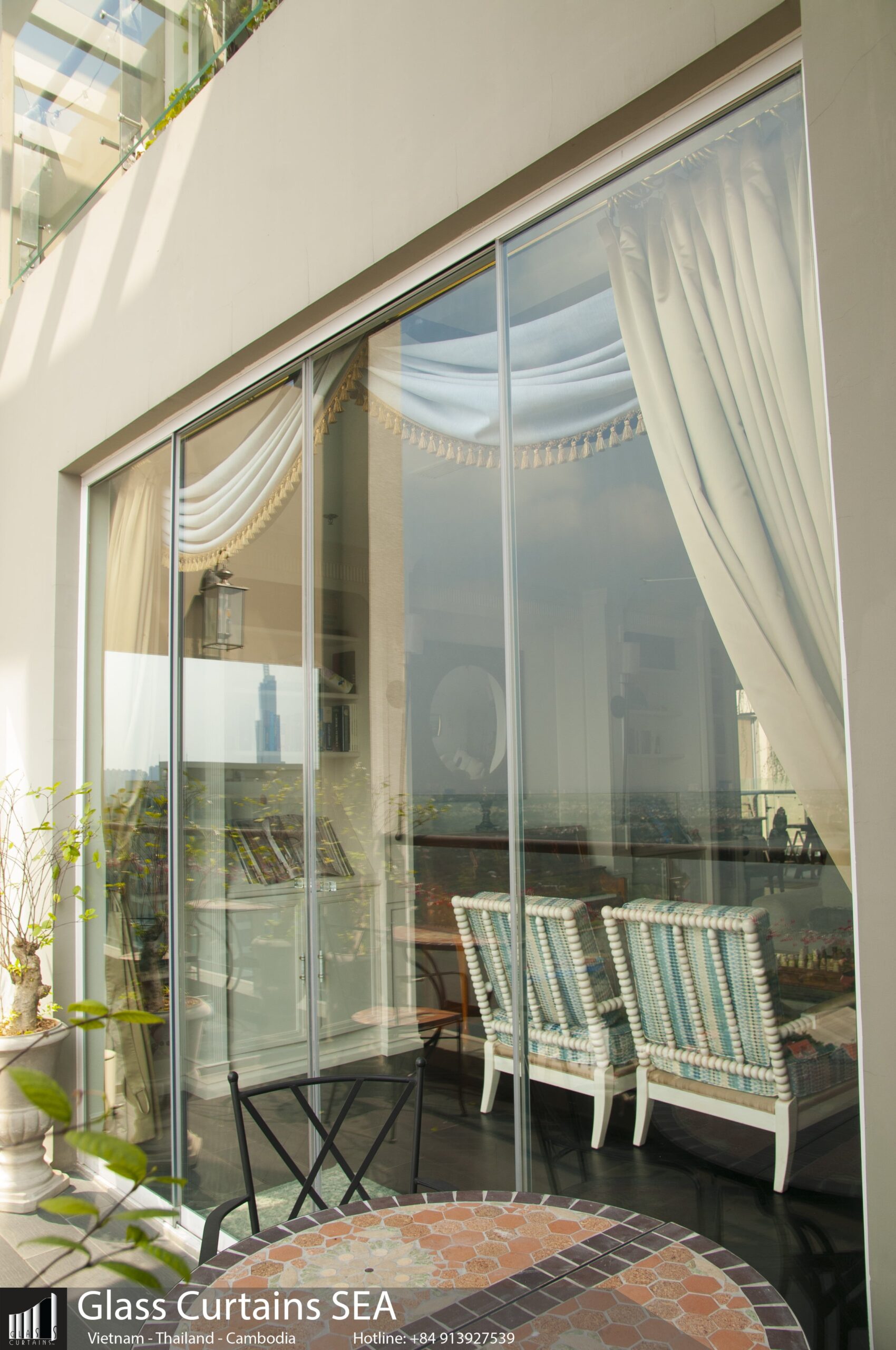 Penthouse Masteri Thảo Điền glass curtain sea thi công