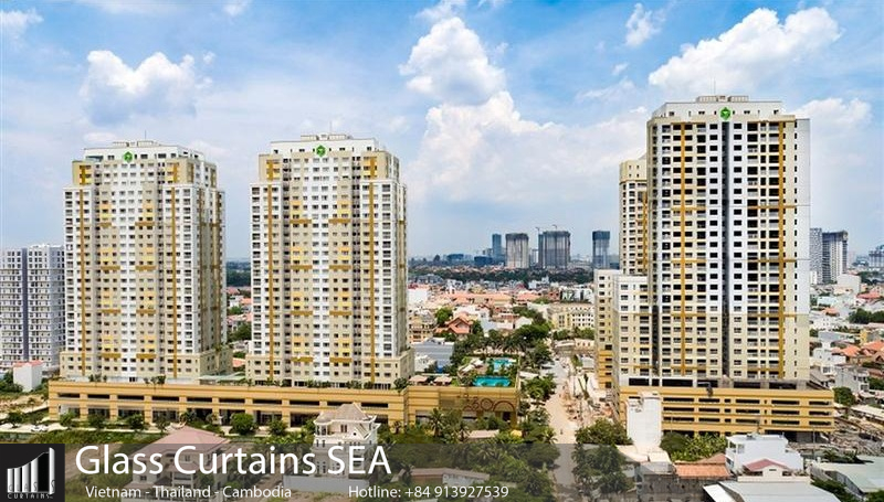 Penthouse Tropic Garden Glass curtain sea thi công