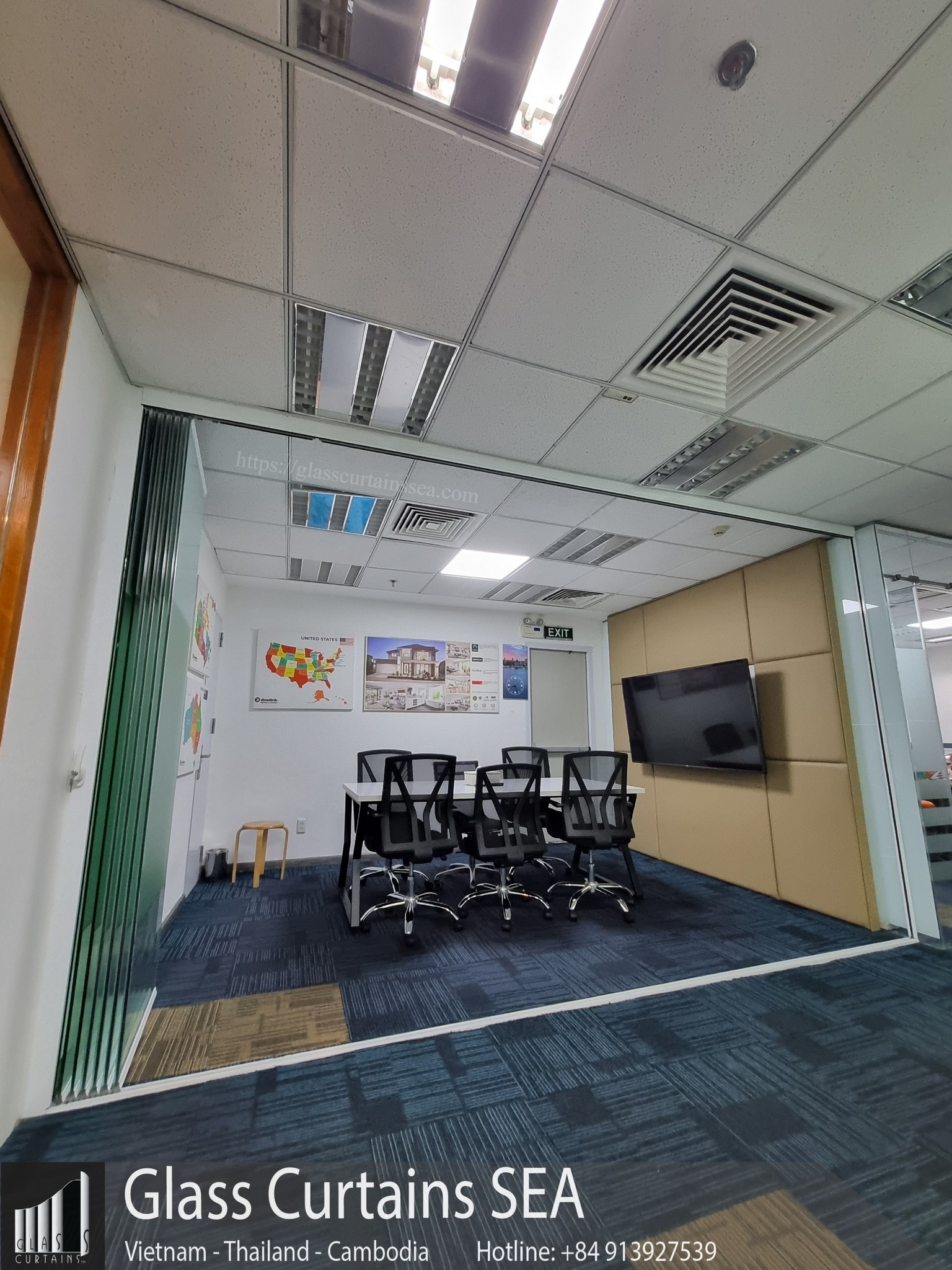 vách kính di động Glass curtain sea đẹp 11