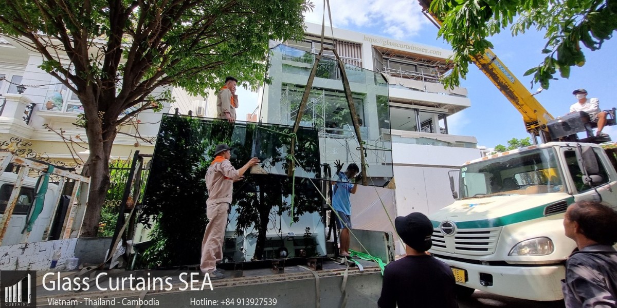 vách kính di động Glass curtain sea đẹp 7