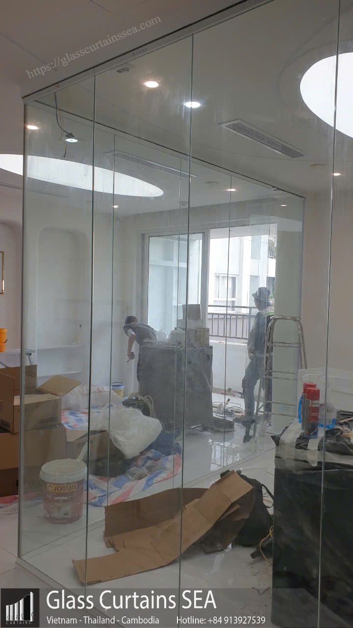 vách kính di động Glass curtain sea đẹp 13