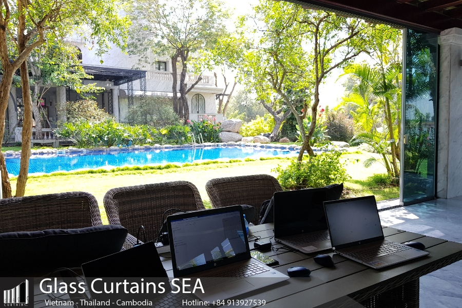 Thi công vách ngăn kính cửa lùa tại Glass Curtains SEA 1