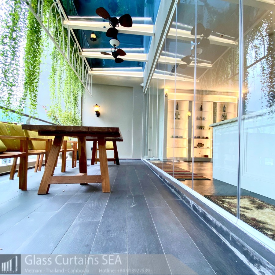 Thi công vách ngăn kính phòng khách và bếp tại Glass Curtains SEA 03