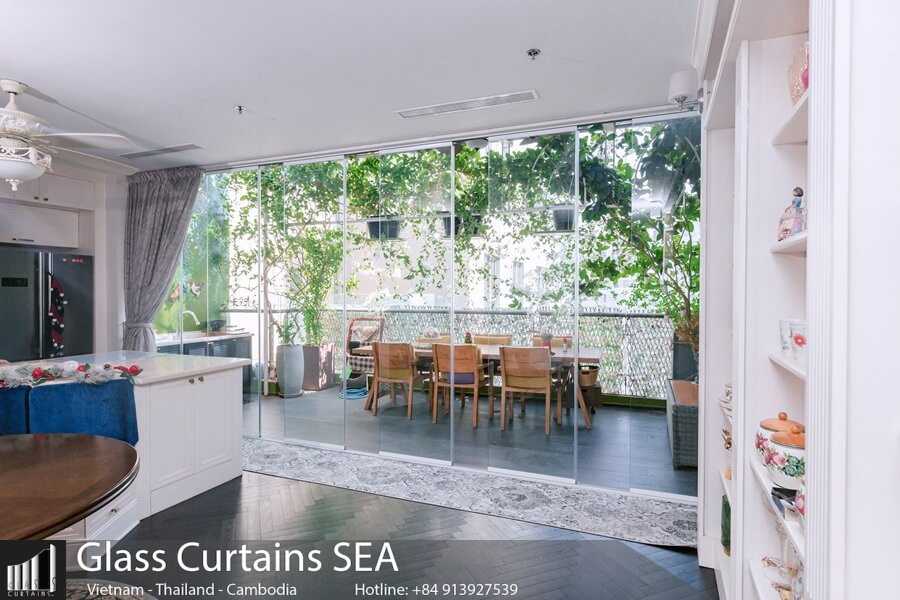 Thi công vách ngăn kính trượt di động tại Glass Curtains SEA 1