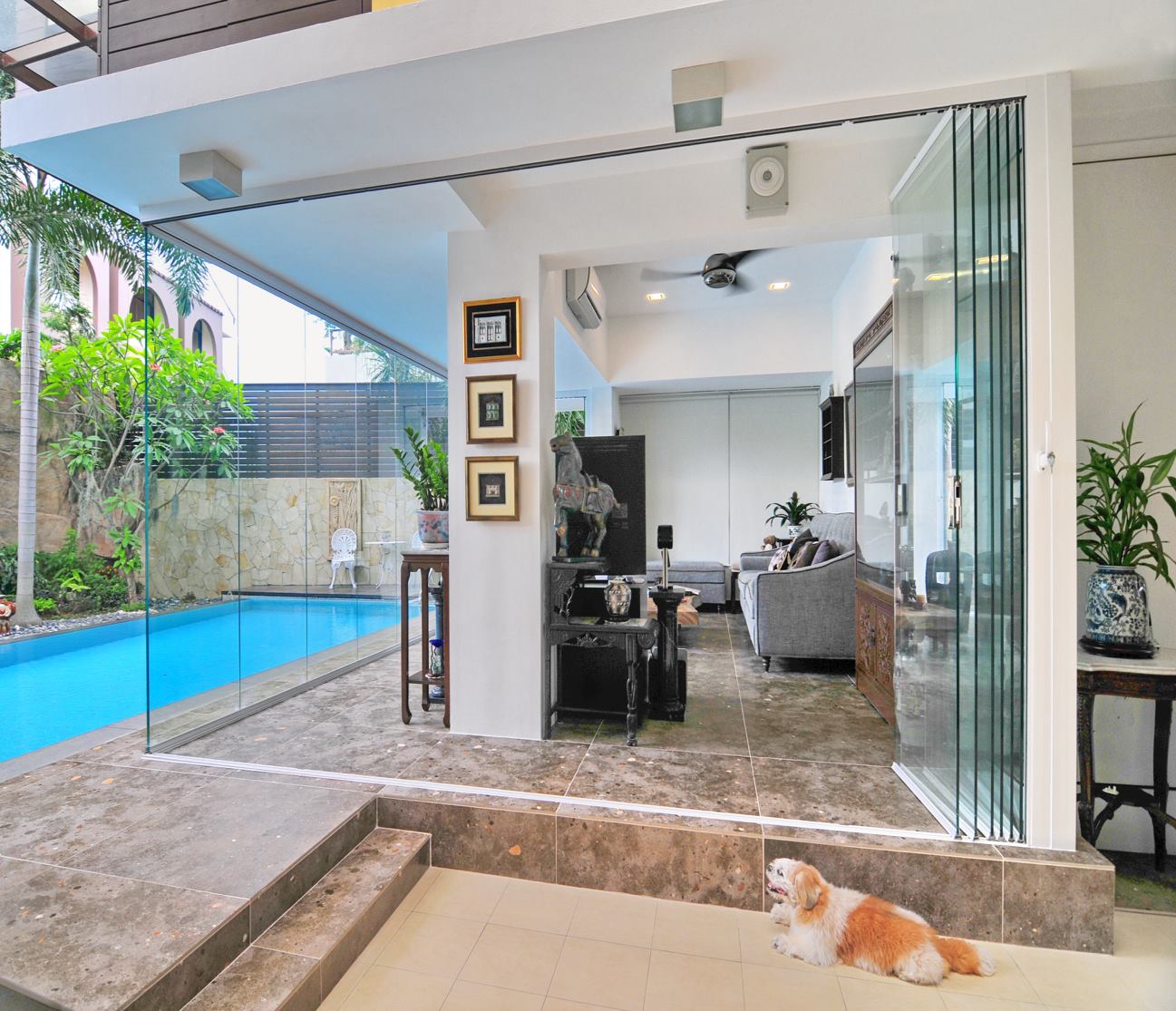 Glass Curtain Sea thi công vách ngăn phòng bếp và phòng khách 3