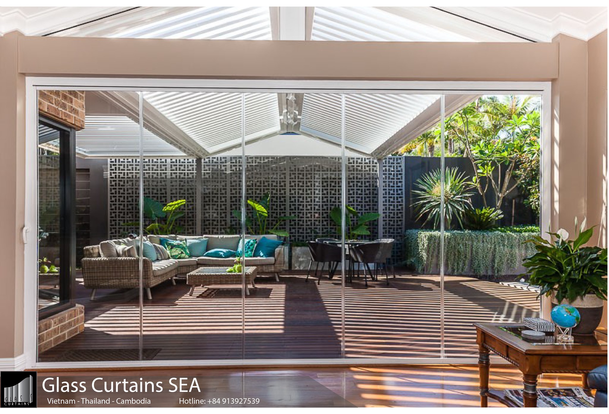 vách nhôm kính cửa lùa mới của glass curtain sea